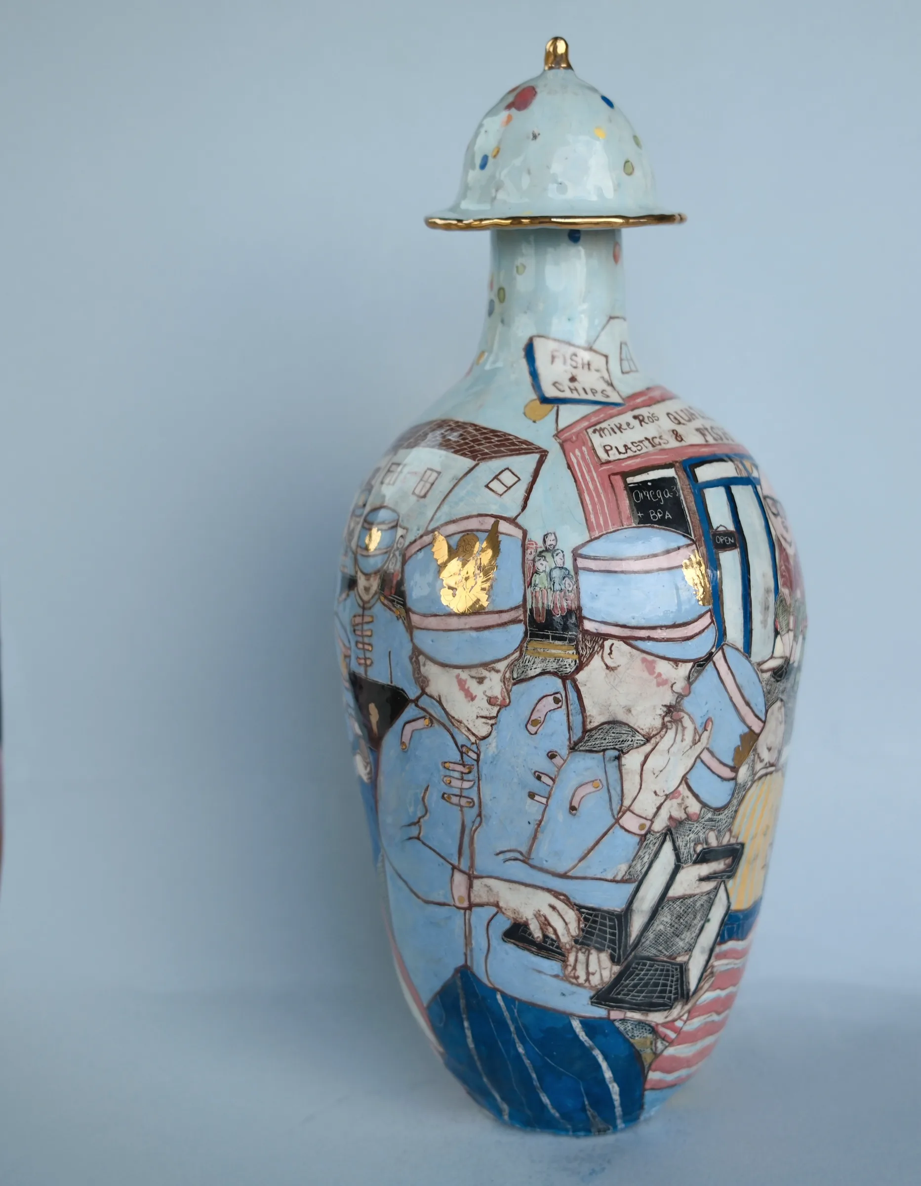 The Algorithm, ceramic vessel by Suzanne Dolan